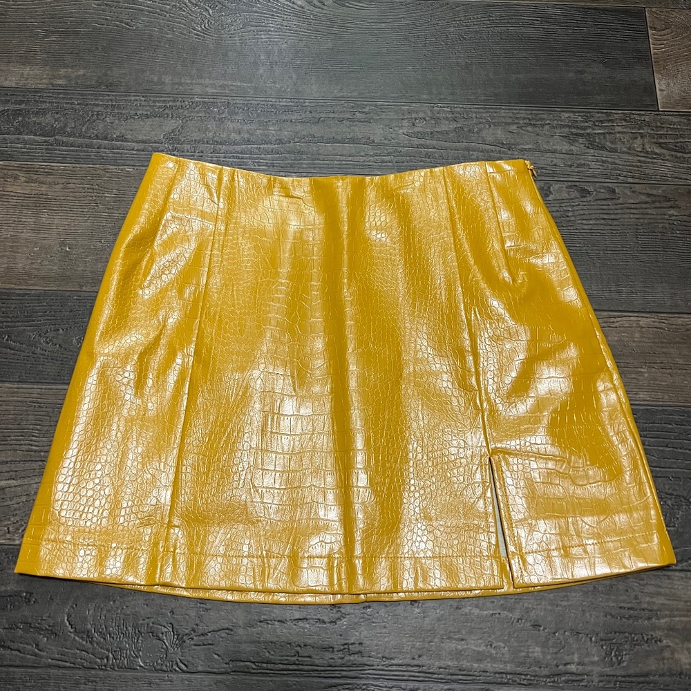 Glam Leather Skirt (Boutique)